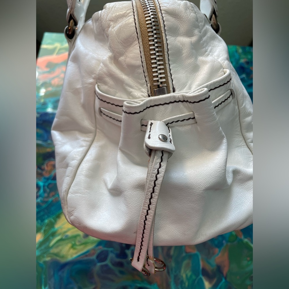 Miu Miu white leather hobo bag - Picture 2 of 15